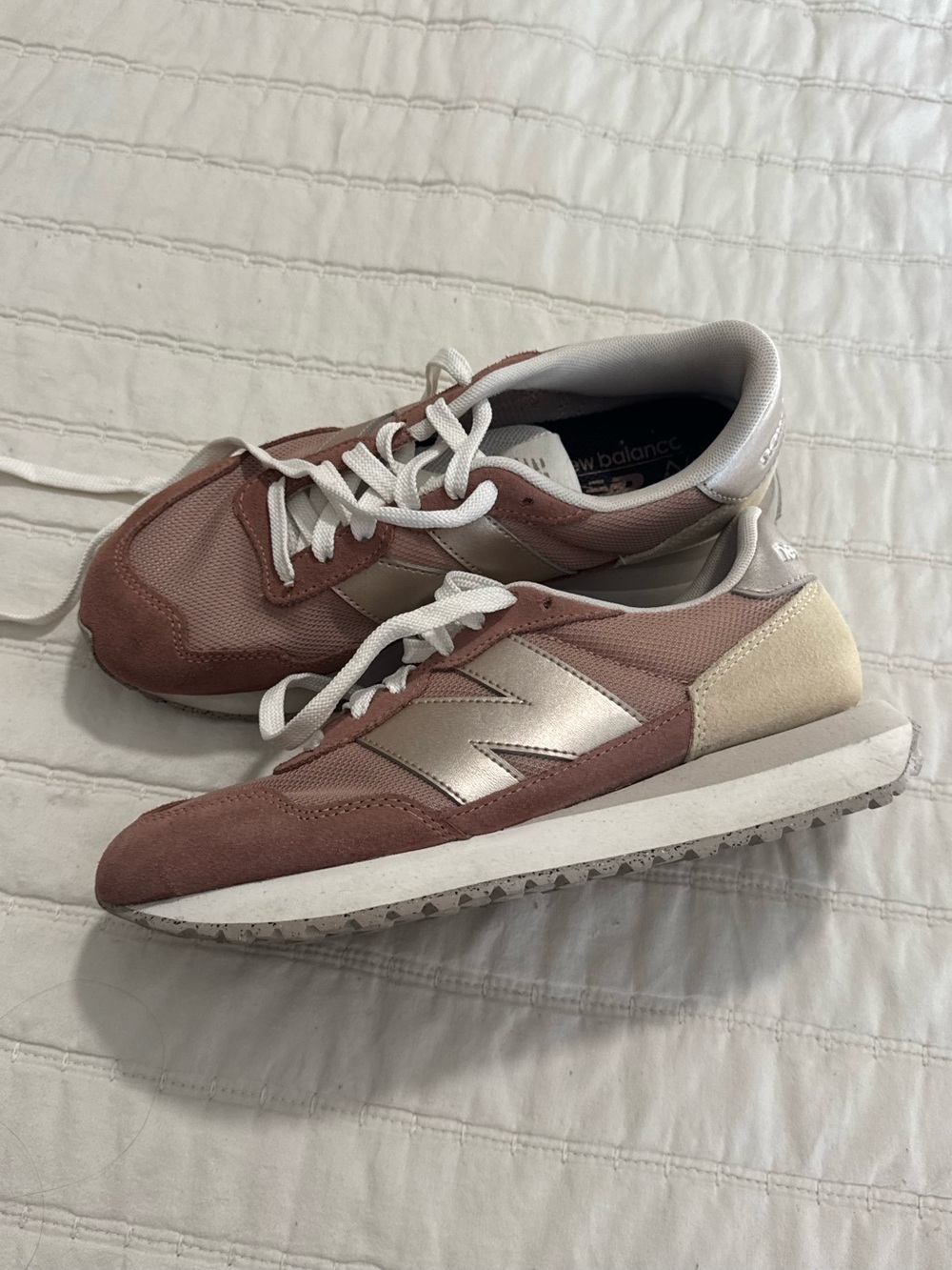 New Balance 237 Women Size 8